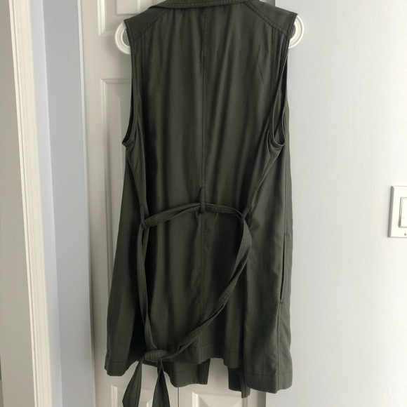 Sleeveless trench light weight - Picture 4 of 4